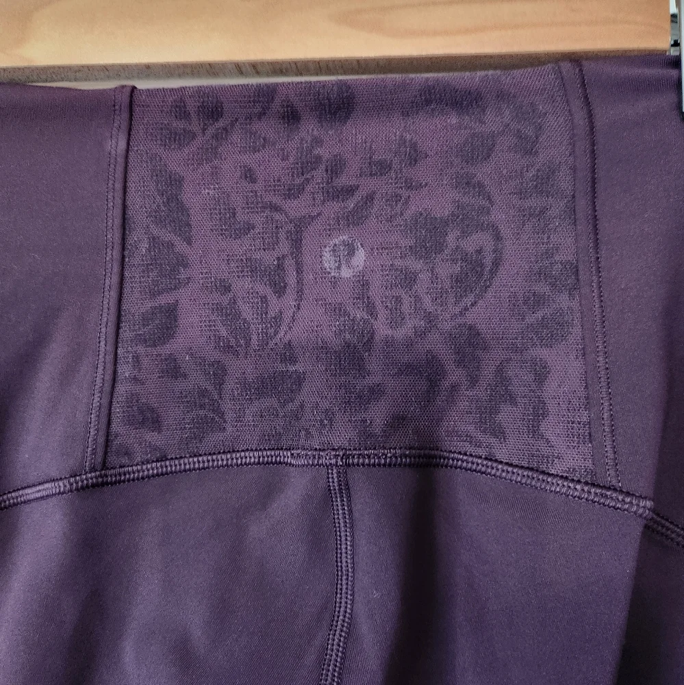 Lululemon Meant To Move 7/8 Tight (25